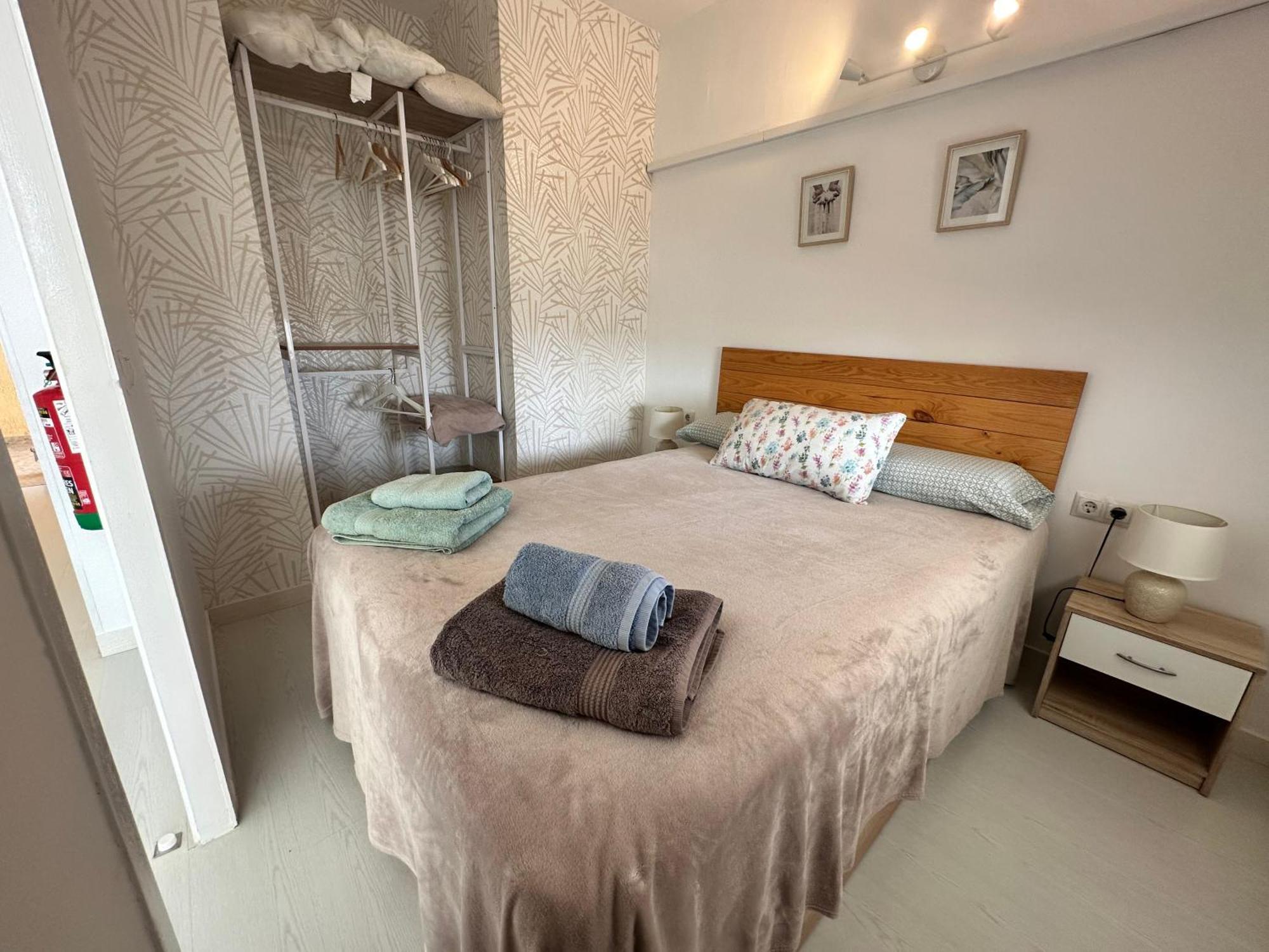 Appartamento Ver952 - Vistas Mar Y Piscina, Wifi, Playa 600 Metros, Centro 150 Metros Torremolinos